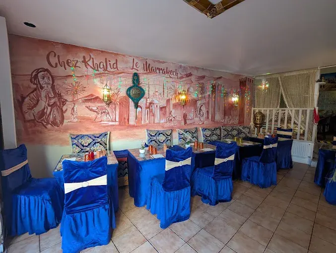 Fresque murale « Chez Khalid – Le Marrakech » peinte dans la salle